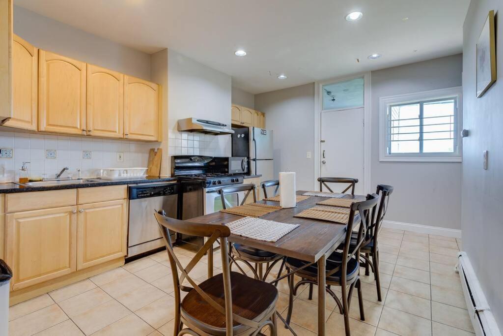 New! Boston Condo Near Mbta, 3Mi To Fenway ! Kültér fotó