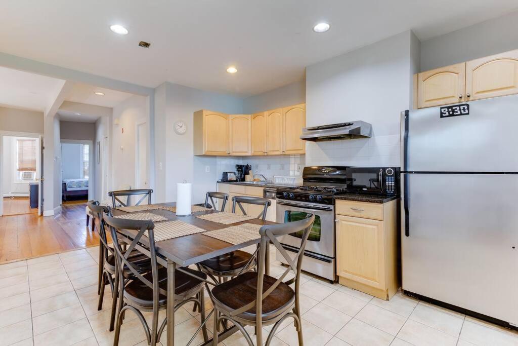 New! Boston Condo Near Mbta, 3Mi To Fenway ! Kültér fotó